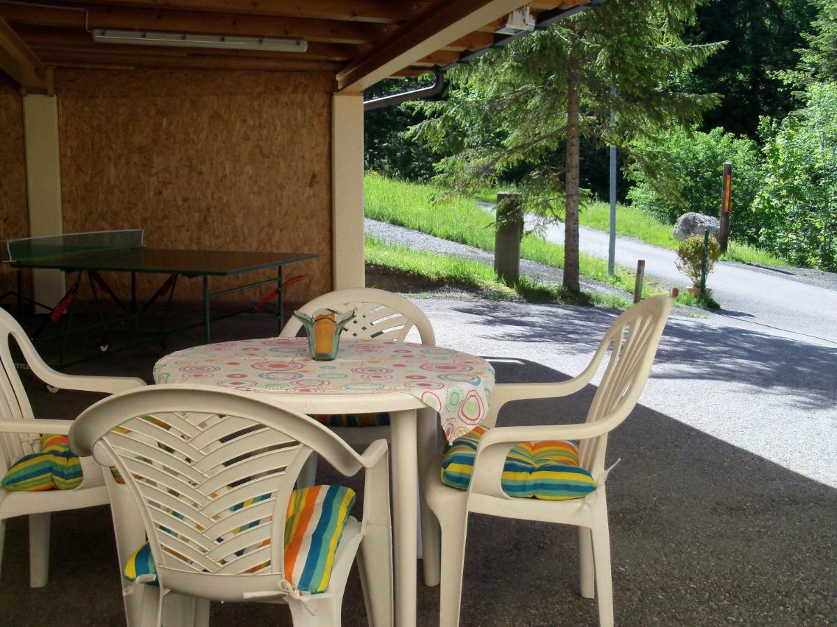 Ferienwohnung Haus Mary Russbach am Pass Gschütt Exterior foto